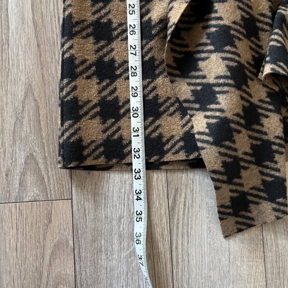 Harris Wharf London Houndstooth Plaid Blanket Coat with Belt - Picture 11 of 14